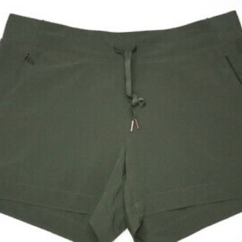 CALIA by Carrie Underwood Green Shorts NWOT